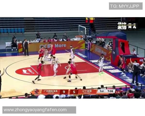 2013年CBA季后赛北京队与辽宁队激战回顾与精彩瞬间分析
